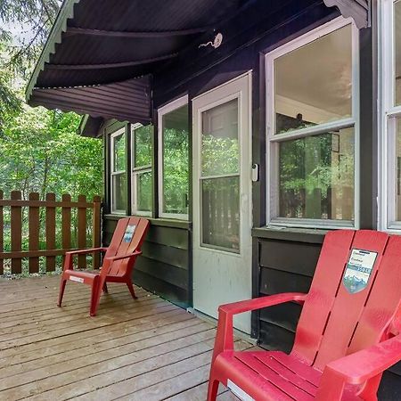 Black Cabin Getaway In Woods I Valpo 반 뷰렌 외부 사진